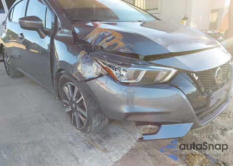 2020 Nissan Versa Sv Xtronic Cvt z USA, uszkodzony, nr VIN 3N1CN8EV1LL854992